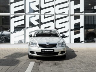 2013 Skoda Octavia II (A5) Рестайлинг, серый, 1180000 рублей, вид 3