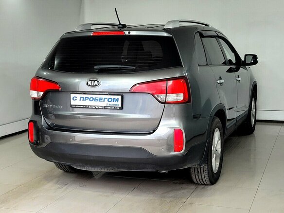 2018 Kia Sorento II Рестайлинг, серый, 1895000 рублей - вид 3