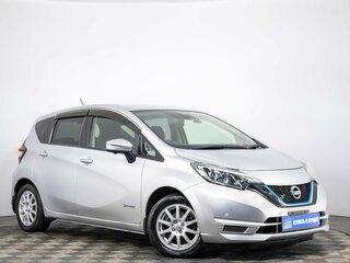 2017 Nissan Note e-Power II Рестайлинг, серебристый, 1199000 рублей, вид 1