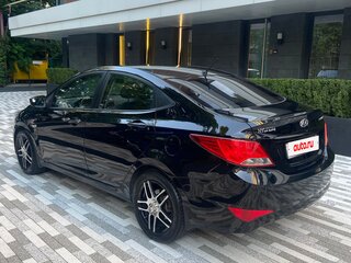2014 Hyundai Solaris I Рестайлинг, чёрный, 920000 рублей, вид 4