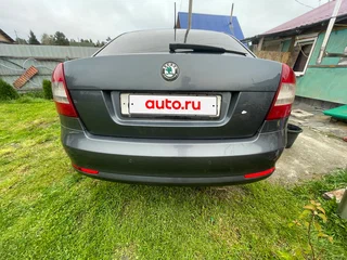 2011 Skoda Octavia II (A5) Рестайлинг, серый, 800000 рублей, вид 2