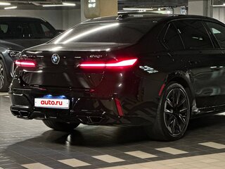 2022 BMW 7 серии 760i xDrive VII (G70), чёрный, 13500000 рублей, вид 5