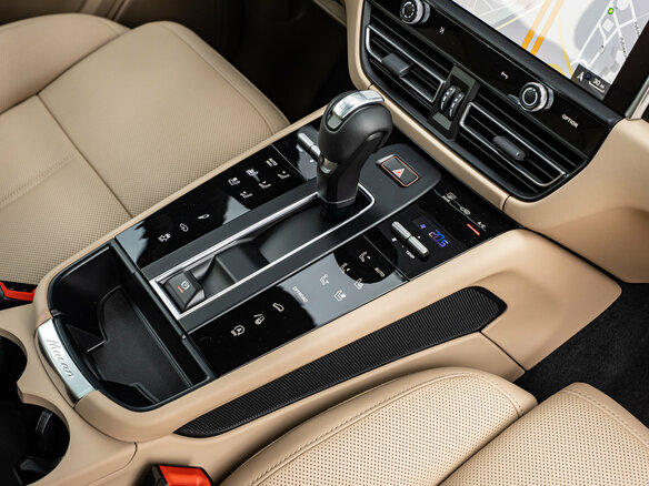 2026 Porsche Macan I Рестайлинг 2, серый, 13200000 рублей - вид 23
