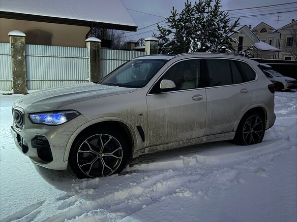 2020 BMW X5 40i IV (G05/G18), белый, 6500000 рублей - вид 19
