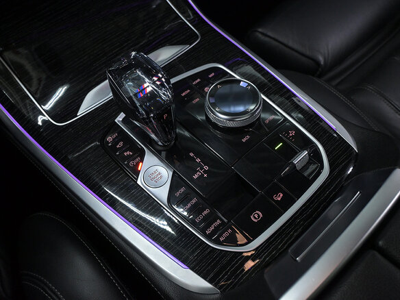 2020 BMW X7 30d I (G07), чёрный, 7250000 рублей - вид 11