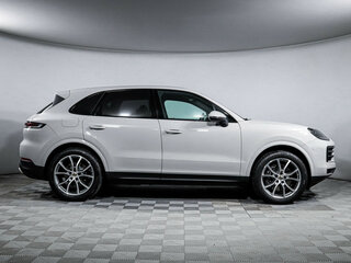 2024 Porsche Cayenne III Рестайлинг, серый, 11650000 рублей, вид 4