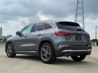 2022 Mercedes-Benz GLA 180 II (H247), серый, 1980999 рублей, вид 3
