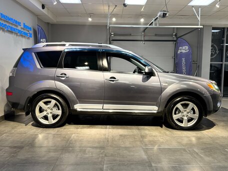 2008 Mitsubishi Outlander II, серый, 1095000 рублей, вид 4