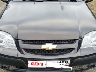 2013 Chevrolet Niva I Рестайлинг, коричневый, 550000 рублей, вид 1