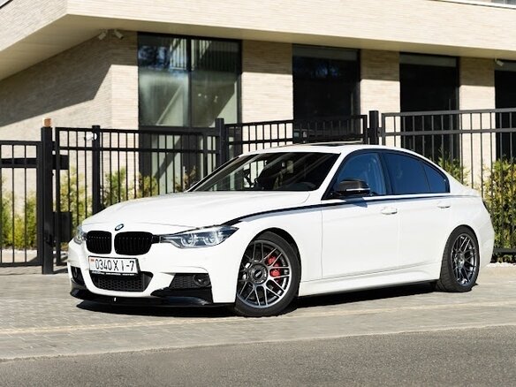 2016 BMW 3 серии 340i xDrive VI (F3x) Рестайлинг, белый, 5500000 рублей