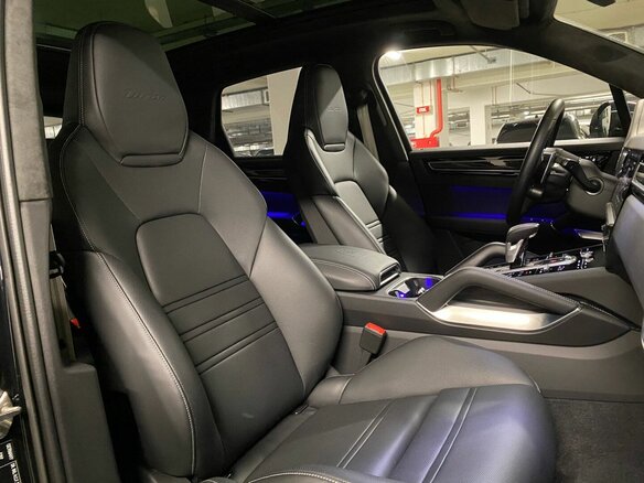 2021 Porsche Cayenne Turbo III, чёрный, 14790000 рублей - вид 17