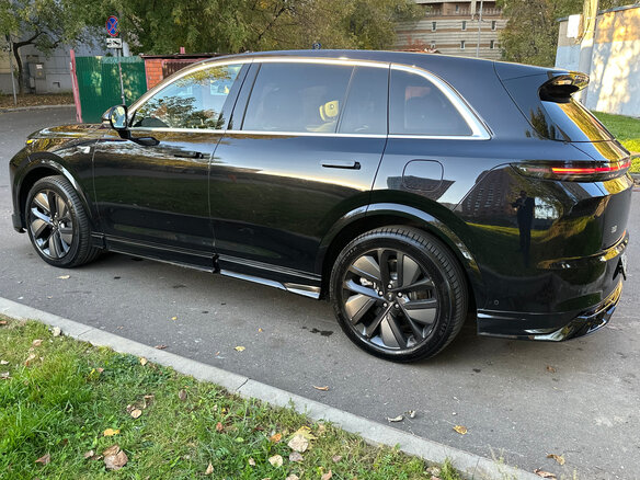 2023 Li Auto (Lixiang) L7 I, чёрный, 5700000 рублей - вид 2