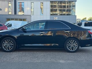 2016 Toyota Camry VII (XV50) Рестайлинг, чёрный, 2280000 рублей, вид 4