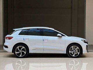 2024 Audi Q4 e-tron 45 I, белый, 3930000 рублей, вид 4