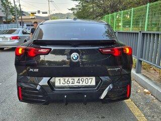 2024 BMW X2 xDrive20i II (U10), чёрный, 5417085 рублей, вид 3