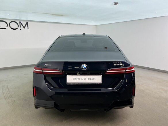 2025 BMW 5 серии Long 530Li xDrive VIII (G60/G61/G68), чёрный, 8400000 рублей - вид 5