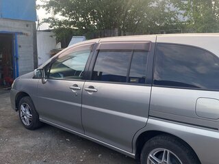 2003 Nissan Liberty, бежевый, 620000 рублей, вид 3