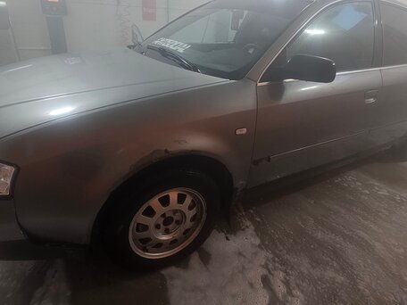 1998 Audi A6 II (C5), серебристый, 265000 рублей, вид 3