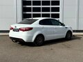 2015 Kia Rio III Рестайлинг, белый, 740000 рублей - вид 4