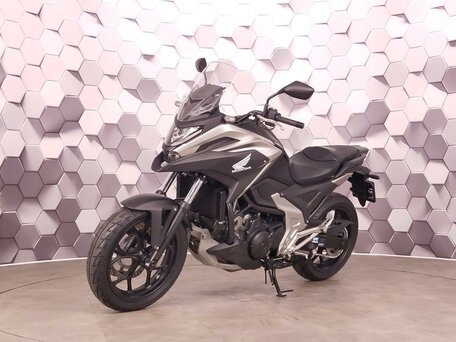 2021 Honda NC 750X, чёрный, 899000 рублей, вид 2