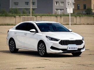2022 Kia K3 II (China Market), белый, 1260000 рублей, вид 3