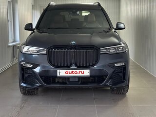 2021 BMW X7 40i I (G07), серый, 6900000 рублей, вид 3