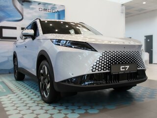 2026 Omoda C7, серебристый, 3099000 рублей, вид 3