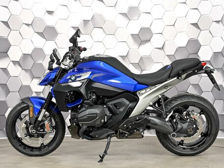2025 BMW R 1300 R, синий, 2399000 рублей, вид 4