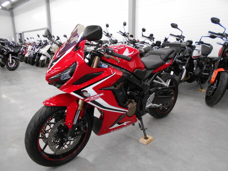 2019 Honda CBR 650R, красный, 760000 рублей, вид 5