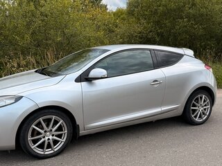 2011 Renault Megane III, серый, 590000 рублей, вид 3