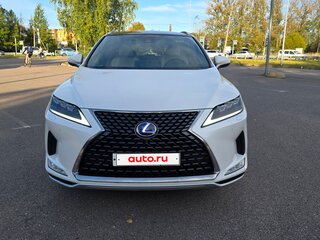 2020 Lexus RX 450h IV Рестайлинг, белый, 4300000 рублей, вид 2
