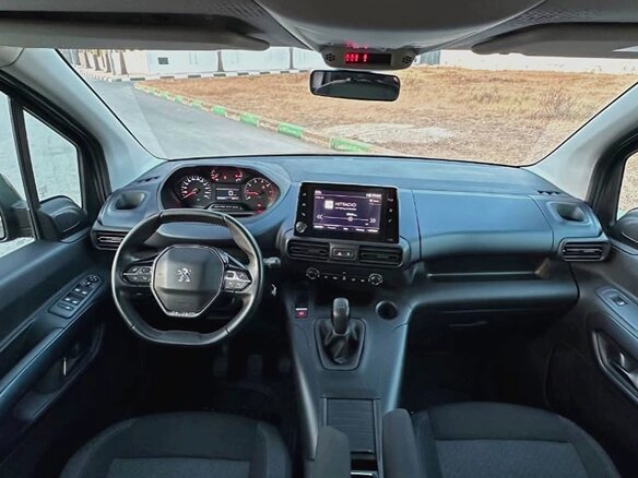 2023 Peugeot Rifter L1 I, серый, 2800000 рублей - вид 13