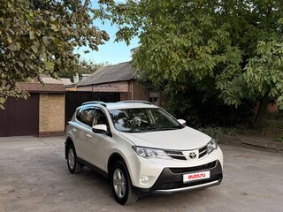 2013 Toyota RAV4 IV (XA40), белый, 1850000 рублей, вид 1