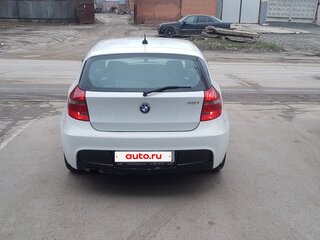 2010 BMW 1 серии 116i I (E81/E82/E87/E88) Рестайлинг, белый, 1207000 рублей, вид 5