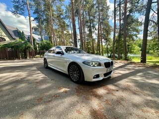 2016 BMW 5 серии 520d VI (F10/F11/F07) Рестайлинг, белый, 2150000 рублей, вид 3
