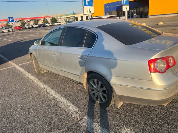 2006 Volkswagen Passat B6, серебристый, 460000 рублей - вид 4