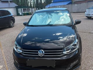 2018 Volkswagen Polo V Рестайлинг, чёрный, 1550000 рублей, вид 1