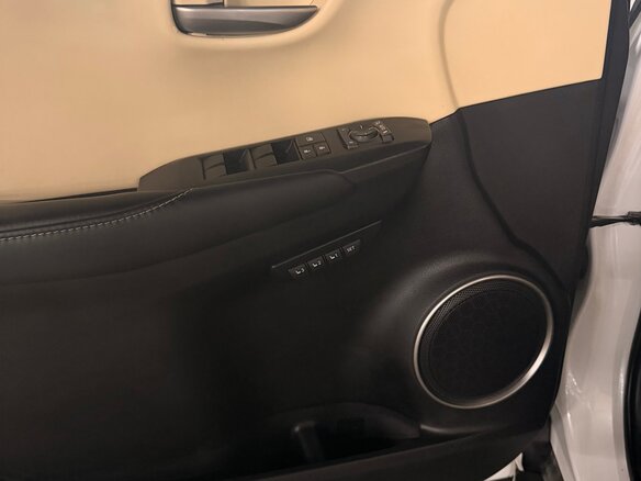 2016 Lexus NX 200t I, белый, 2750000 рублей - вид 9