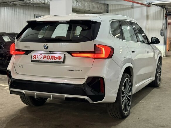 2025 BMW X1 25Li xDrive III (U11/U12), белый - вид 4