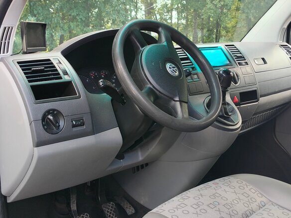 2008 Volkswagen Transporter, белый, 1030000 рублей - вид 8