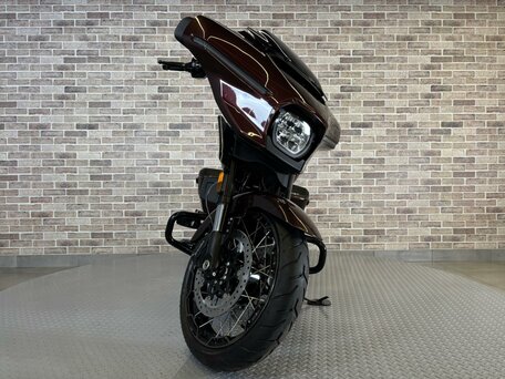 2024 Harley-Davidson CVO Street Glide, красный, 4195000 рублей, вид 4