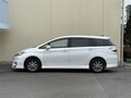 2017 Toyota Wish II Рестайлинг, белый - вид 1