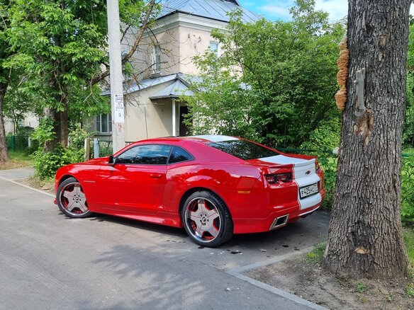 2012 Chevrolet Camaro V, красный, 5000000 рублей - вид 1