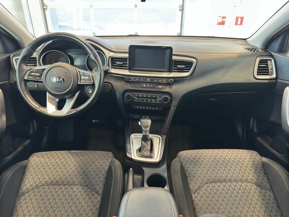 2019 Kia Ceed III, белый, 1599000 рублей - вид 16