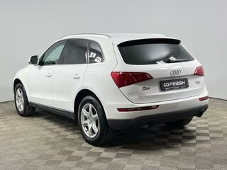 2011 Audi Q5 I (8R), белый, 1635000 рублей, вид 2