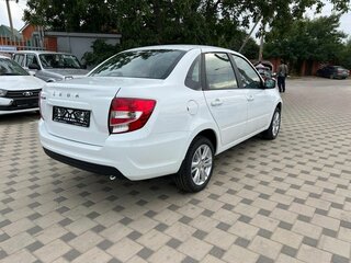 2026 Lada (ВАЗ) Granta I Рестайлинг, белый, 1094000 рублей, вид 4