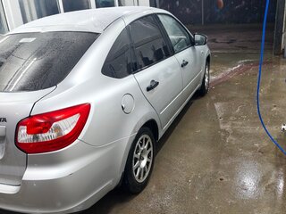 2014 Lada (ВАЗ) Granta I, серебристый, 280000 рублей, вид 4