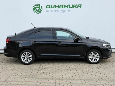 2020 Volkswagen Polo VI, чёрный, 1650000 рублей, вид 4