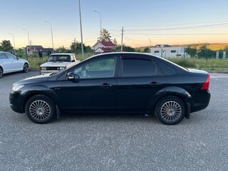 2009 Ford Focus II Рестайлинг, чёрный, 340000 рублей, вид 4
