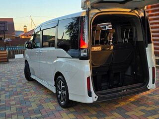 2020 Honda Stepwgn Spada V Рестайлинг, белый, 2699000 рублей, вид 5